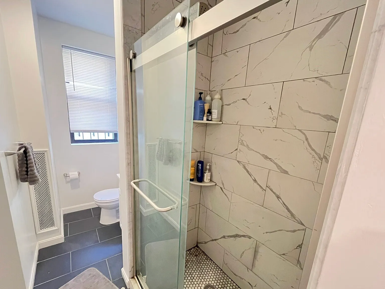2 bed, 999 sqft, $3,700 — Photo 2