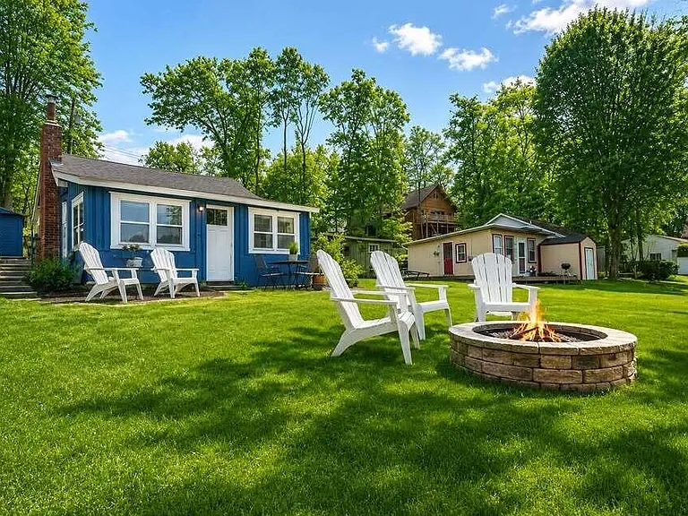 2555 Melvin Rd — Photo 20