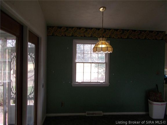 4th image of 1806 Briarwood Dr