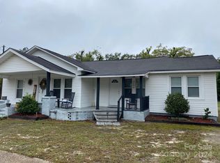 412 W Godfrey St, Pageland, SC 29728