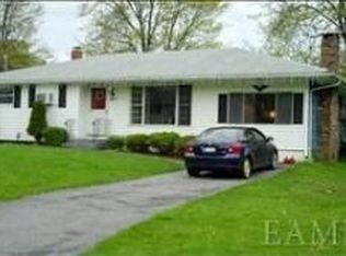 9 Lenape Rd, Newburgh, NY 12550