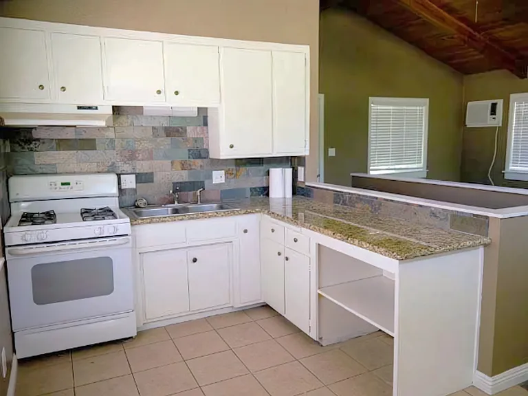 2367 Deep Creek Dr — Photo 6