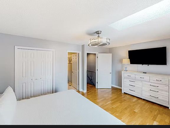 4th image of 241 Ellis Rd Unit 28