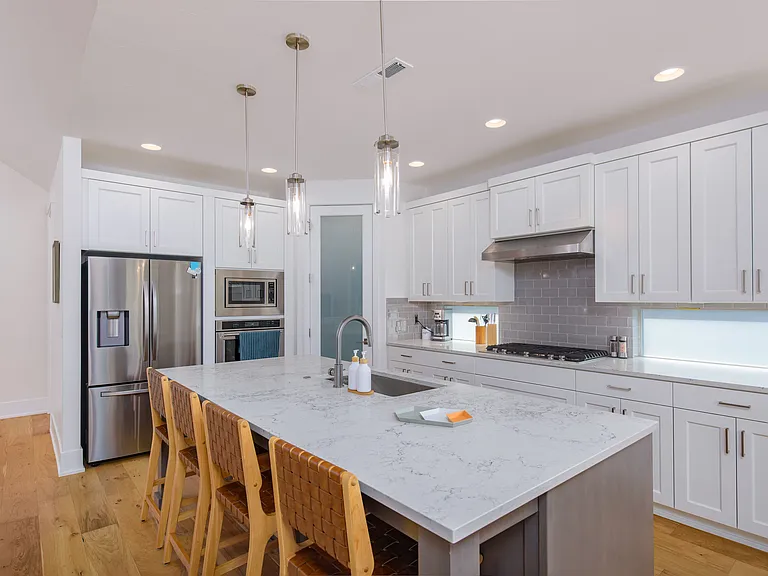 3055 NW Hidden Ridge Dr — Photo 17