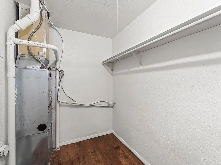 Metro Apartments At Bethalto — Photo 29