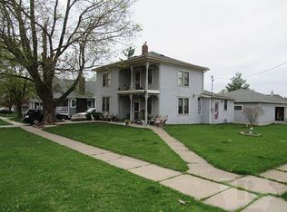 302 S Madison St, Bloomfield, IA 52537