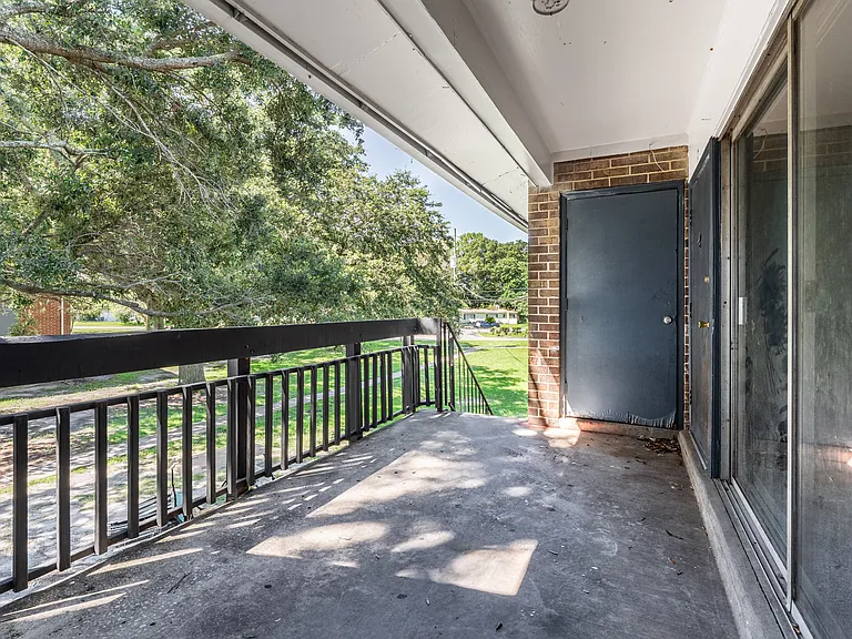 Kings Trail Apartment Homes — Photo 15