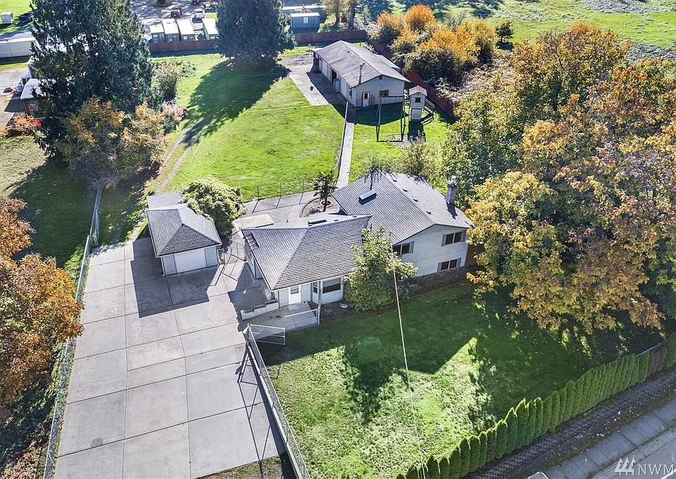 1st image of 2412 Marine Dr NE