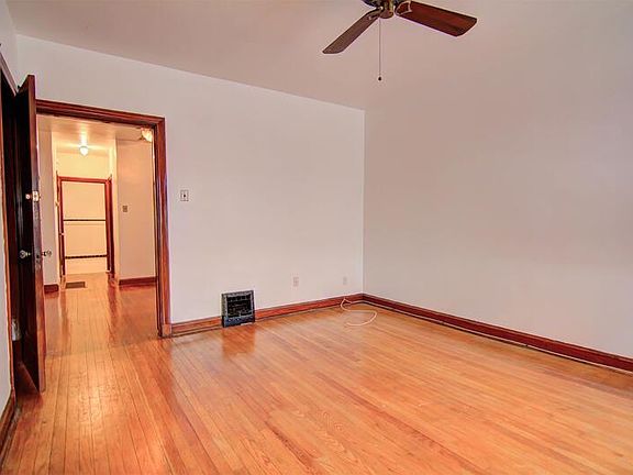 4th image of 4257 Bates St #A