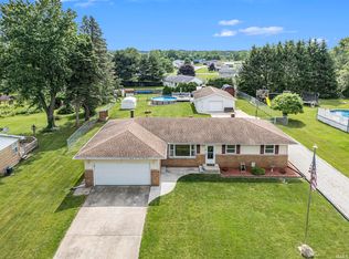 51414 Orange Rd, South Bend, IN 46628