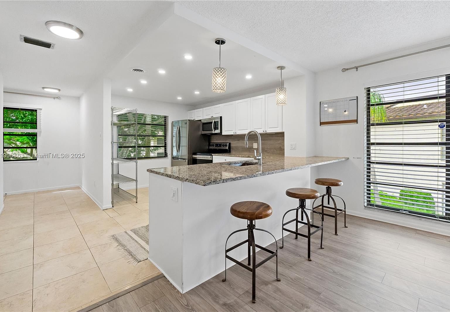 21578 Juego Cir APT 26H