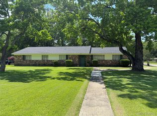 2702 Hermitage Dr, Montgomery, AL 36111