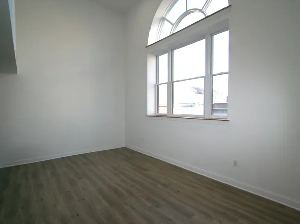 769 Montgomery Street image 1 of 26