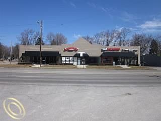 4th image of 31172 Grand River Ave