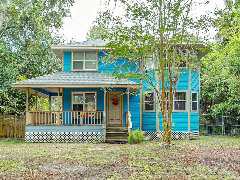 1st image of 126 Live Oak Ave