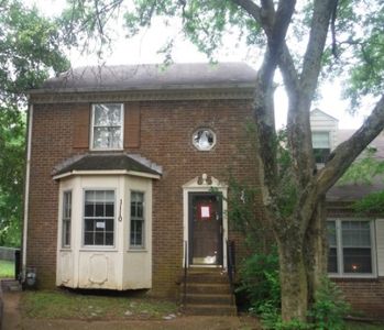 1110 Mary Evelyn Ct, Nashville, TN, 37217