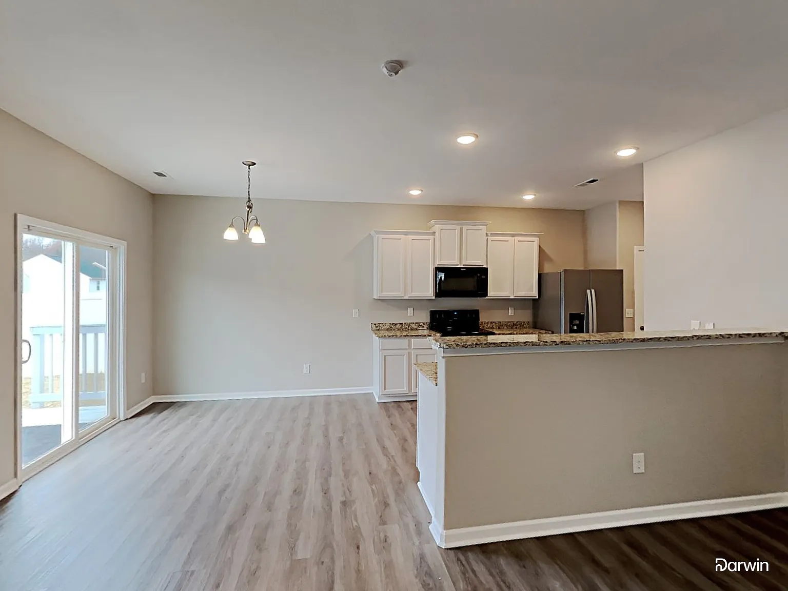 3 bed, 2.5 bath, 2160 sqft, $2,040 — Photo 2