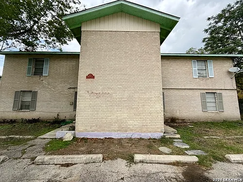 115 Victor St #1 Photo 1