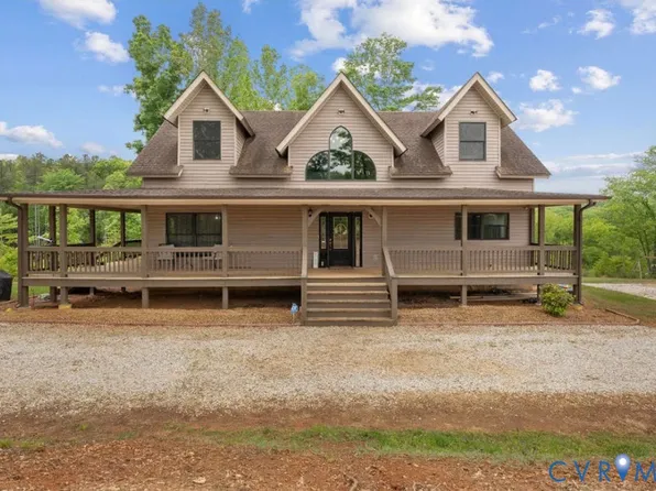 405 Horsley Ln, Gladstone, VA 24553