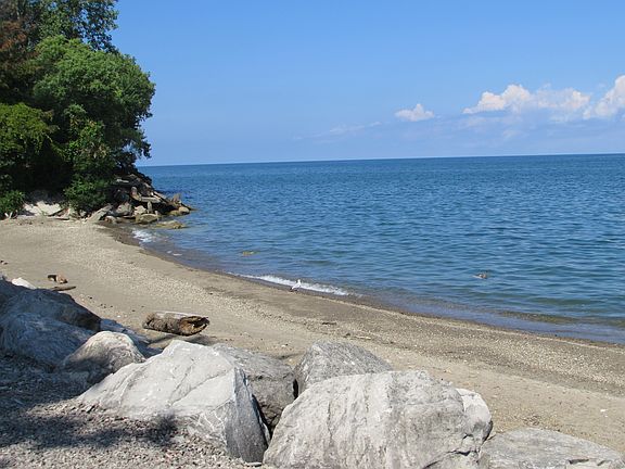 4th image of 39 Sunset Cove Cir