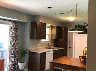 5670 S Ferguson Ave, Springfield, MO 65810