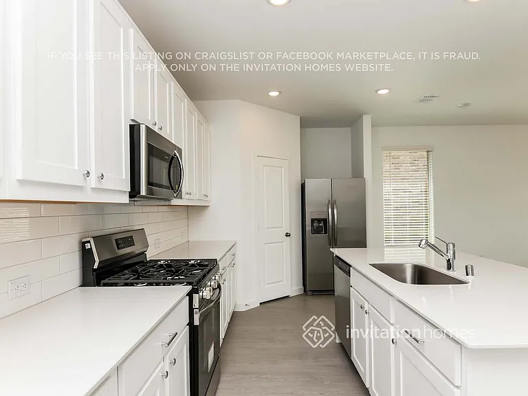 312 Sedalia Trl — Photo 6
