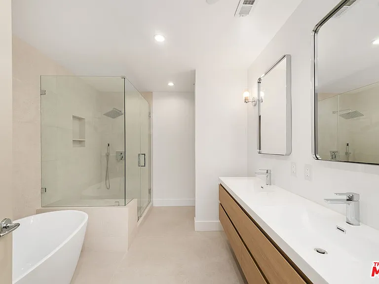 200 N Swall Dr #9 — Photo 10