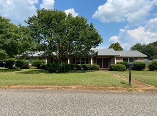 310 Wimbledon Dr, Enterprise, AL 36330