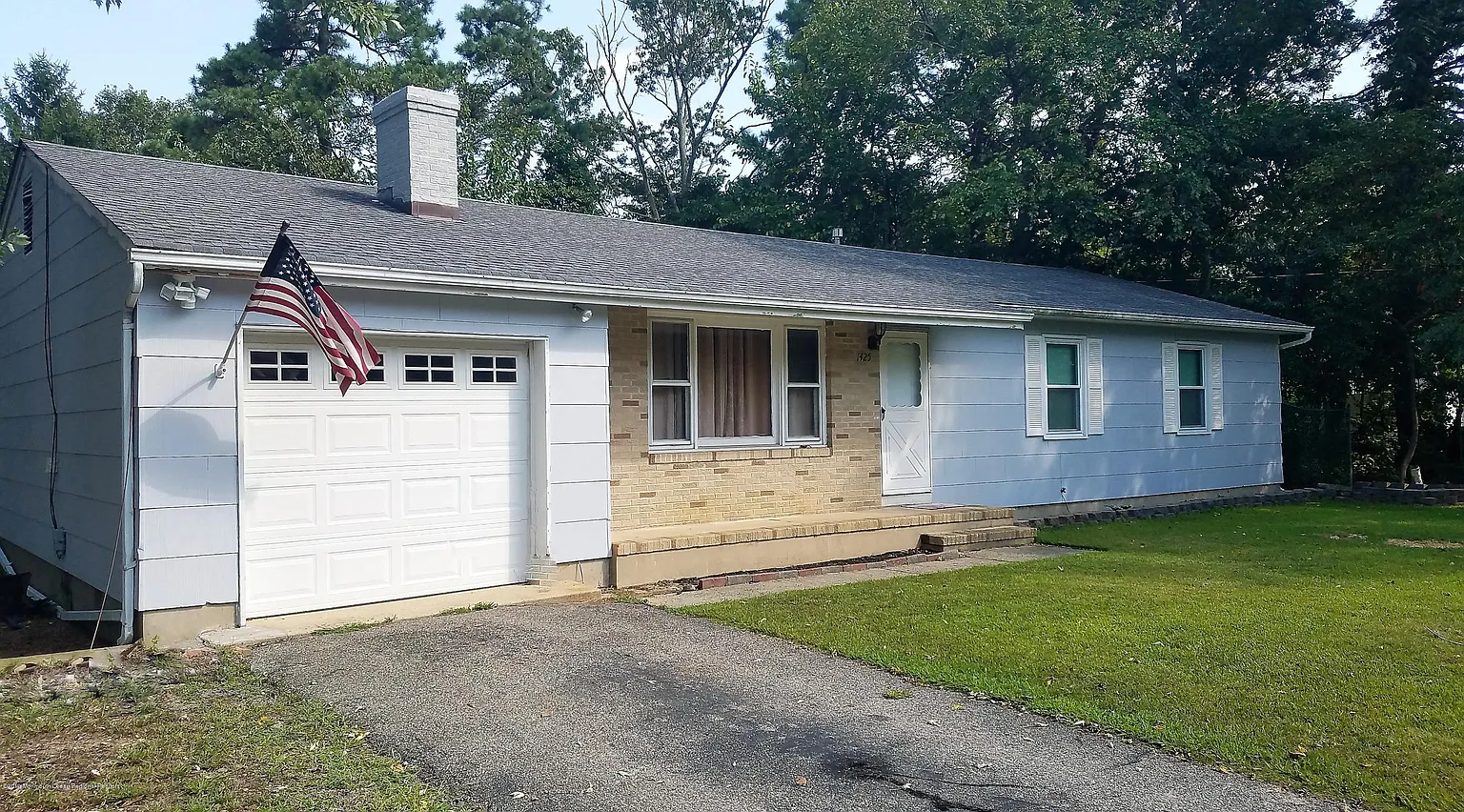 1425 Commonwealth Blvd photo 1