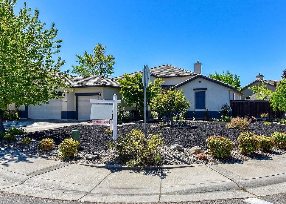 1st image of 2372 Summer Dr