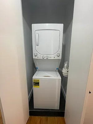 Rented by Tapiro Realty | media 14