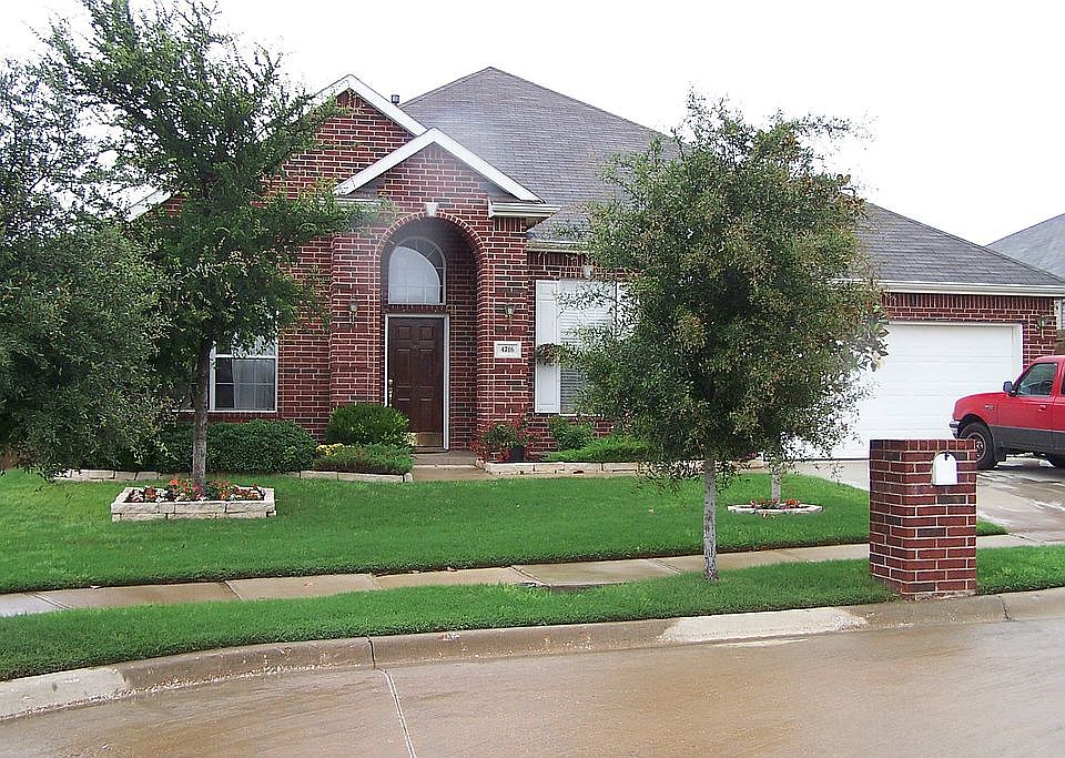 1st image of 4716 Stockwood Dr