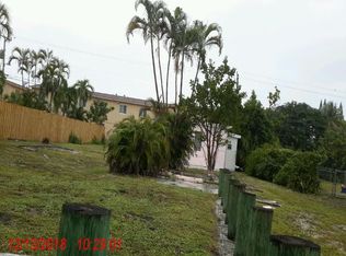 1947 Thomas St, Hollywood, FL 33020