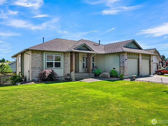 4th image of 2561 Lakeridge Drive