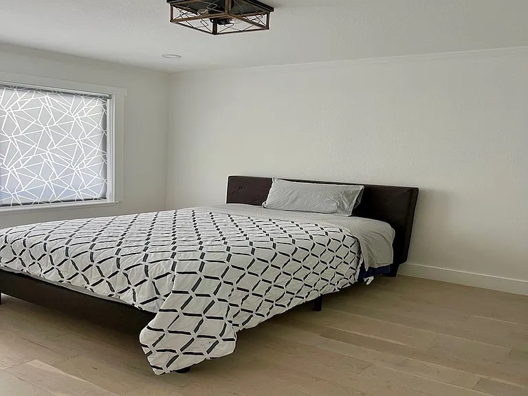 3303 Sawtooth Ct — Photo 24