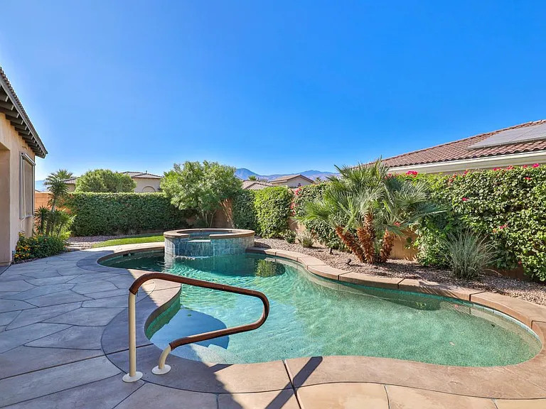 48219 Newport Bridge Pl — Photo 4