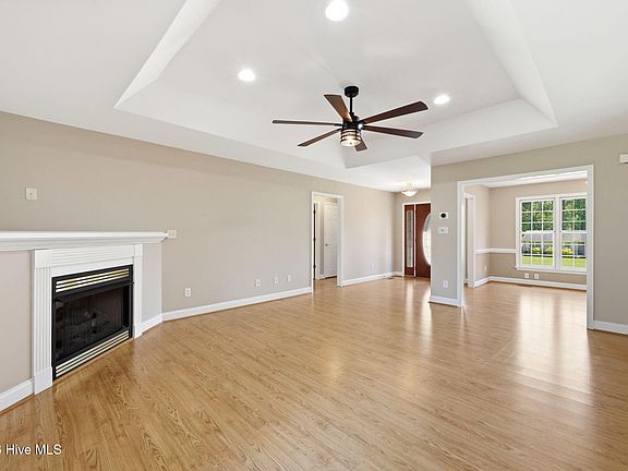 4th image of 5208 Meadowbrook Drive