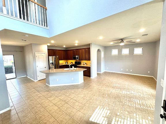 4th image of 11400 W Parmer Ln APT 28