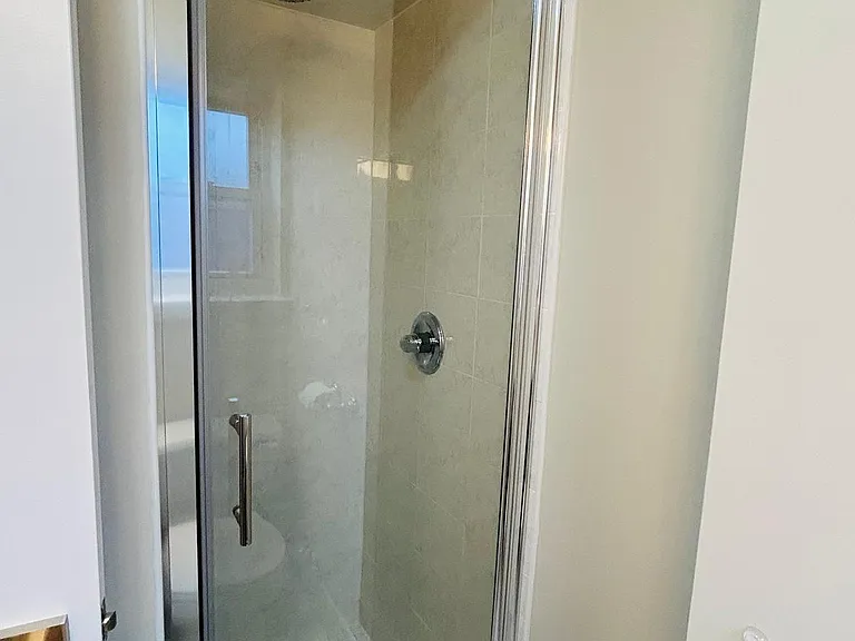 2731 E 65th St #BEAUTIFUL MILL BASIN — Photo 9