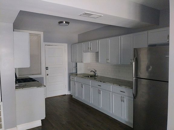 4th image of 5053 W Waveland Ave #2