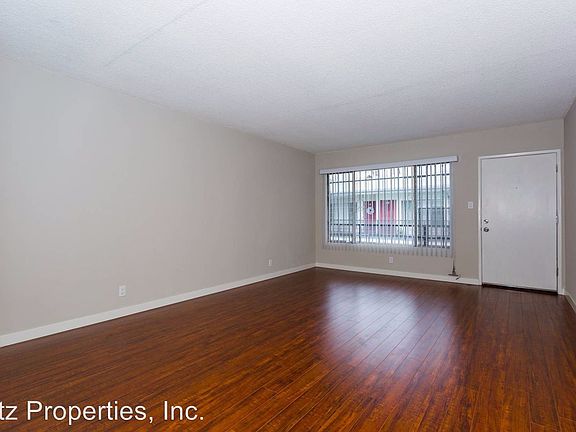 4th image of 4926 August St APT 14