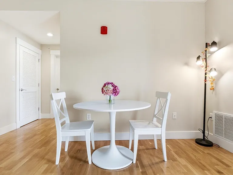 54 Loomis St #2205 — Photo 3