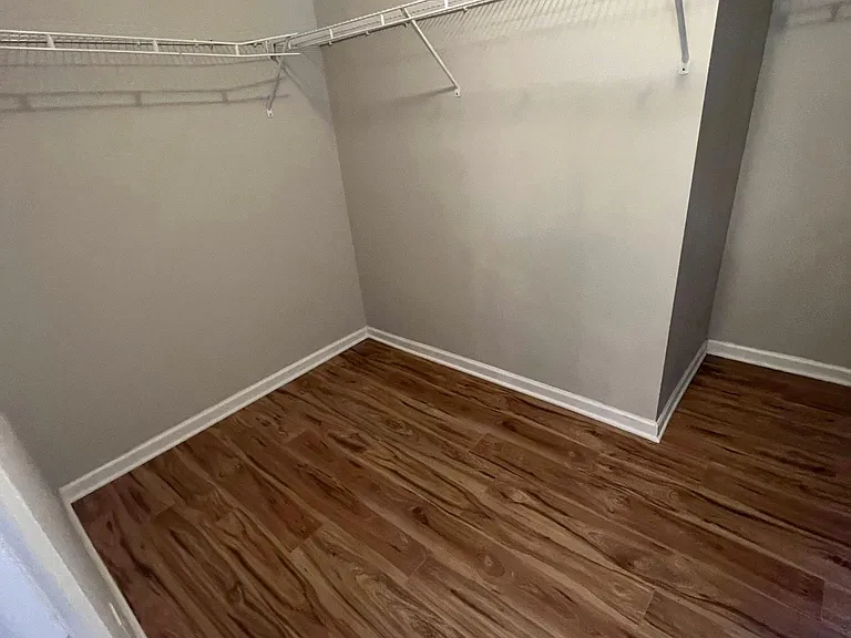 832 Ember Dr — Photo 35