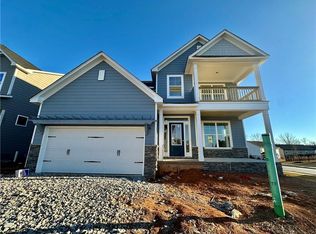 142 Candlewood Ln, Hoschton, GA 30548