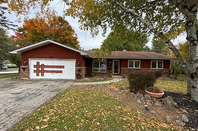 1st image of 117 Walden Ln
