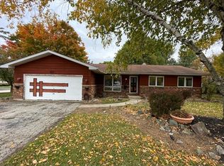 117 Walden Ln, Lake Villa, IL 60046