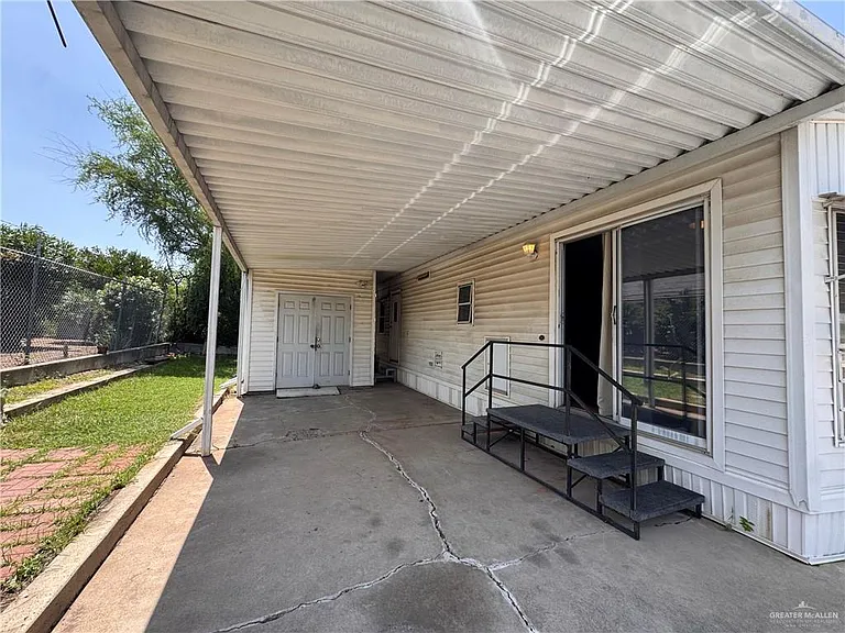 1510 E US Highway Business St #83 — Photo 15