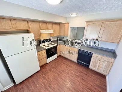 835 W Maxwell St — Photo 5