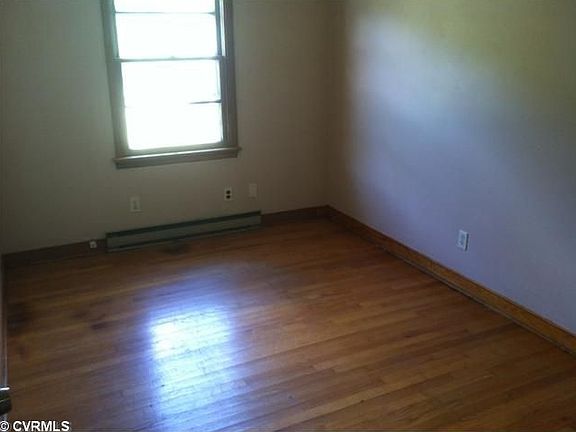 3rd image of 211 Barker Ave