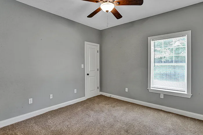 134 Porter Ridge Dr — Photo 8